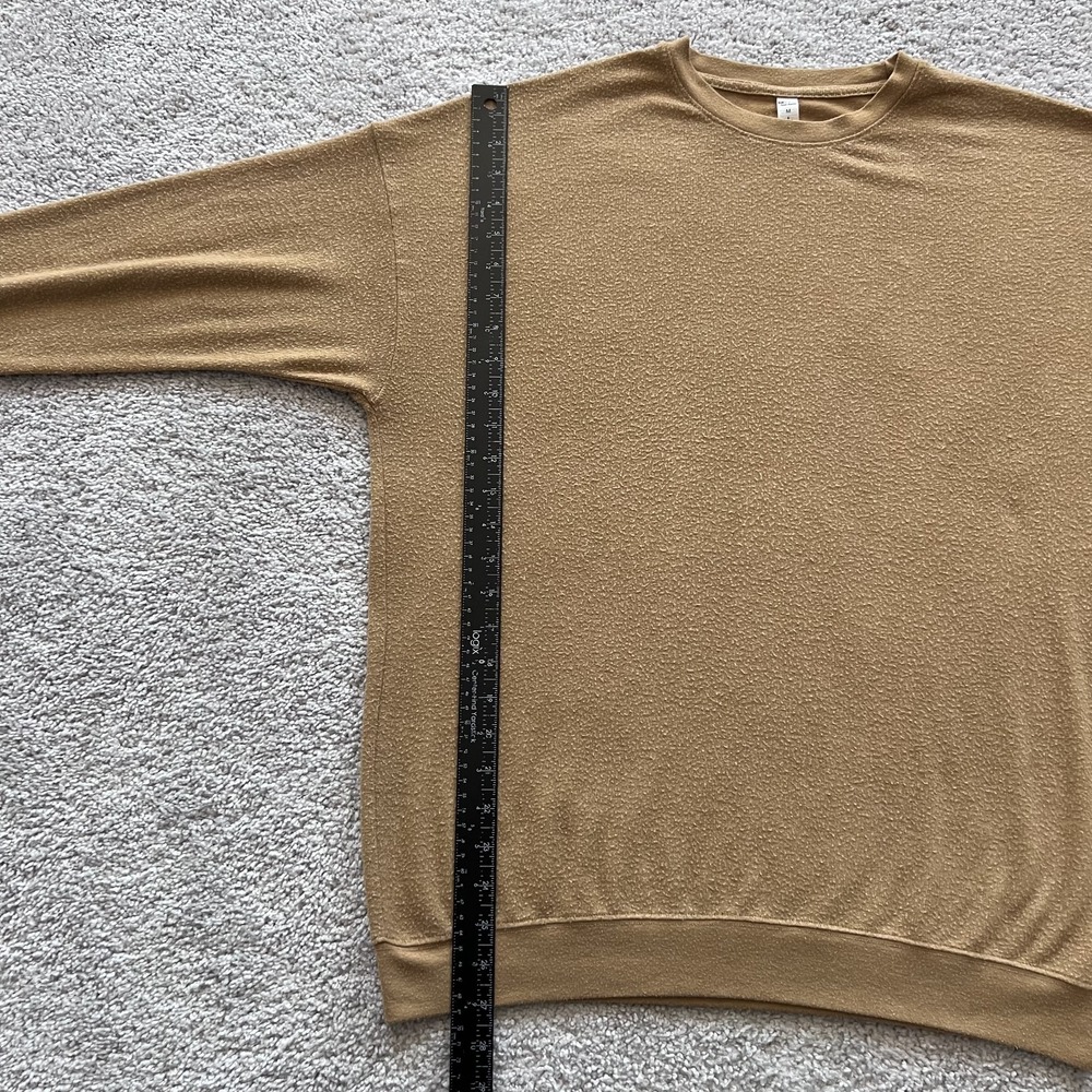 Alo Yoga Soho‎ Pullover Sweatshirt Brushed Alolux Goldenrod Yellow Size M - Picture 10 of 13